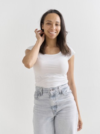 Model Linda 75349