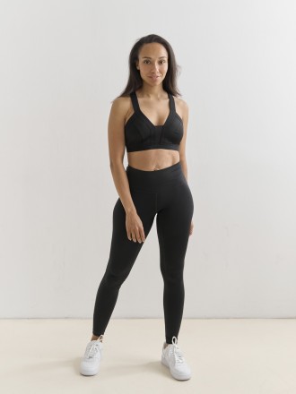 Model Linda 75349