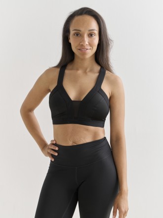 Model Linda 75349
