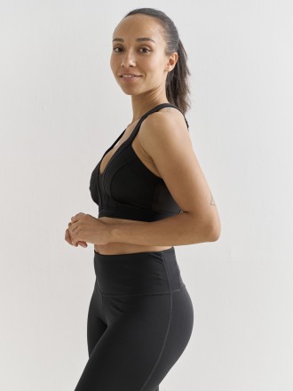 Model Linda 75349
