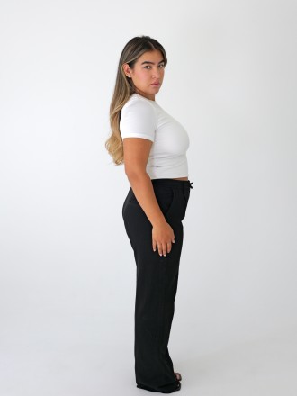 Model Anna Gulaab 76255