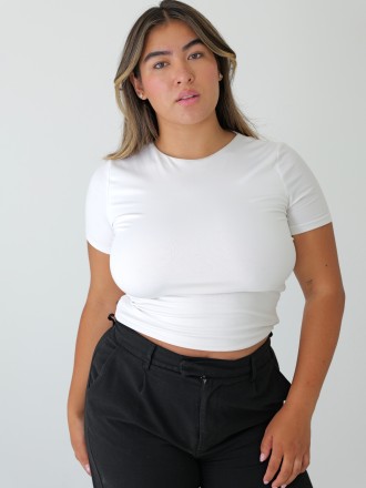 Model Anna Gulaab 76255