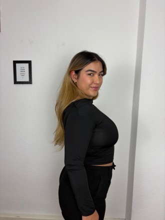 Model Anna Gulaab 76255