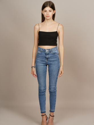 Model Alina-Zoi 77411