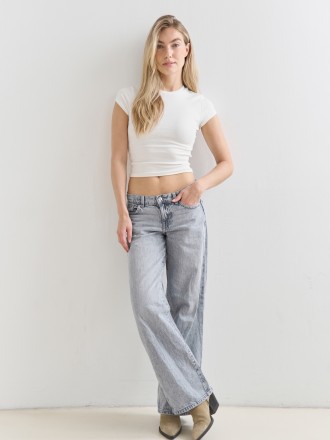 Model Paulina 77714