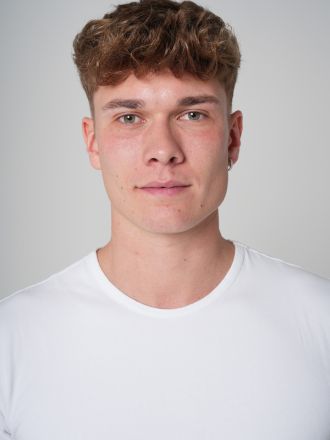 Model Tom 77941