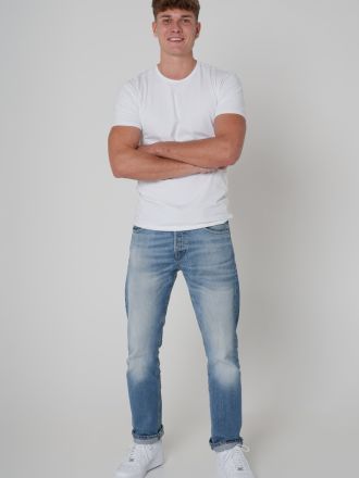Model Tom 77941