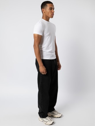 Model Aimé Amenyo 78180