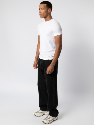 Model Aimé Amenyo 78180