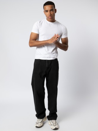 Model Aimé Amenyo 78180