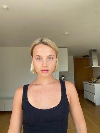 Model Nicola  78451