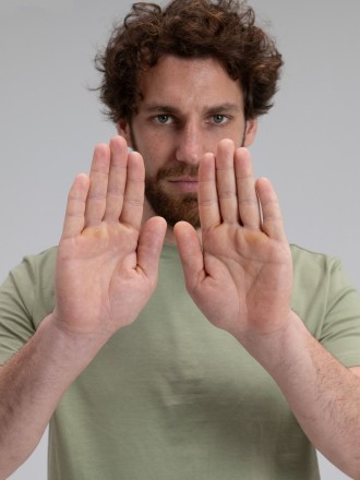 Model Martin Oliver 81108