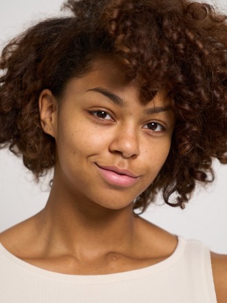 Model Tanita Karyn 81623