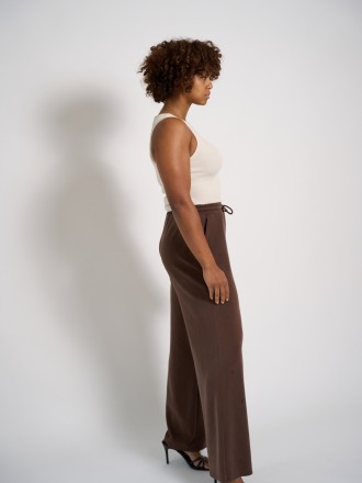 Model Tanita Karyn 81623