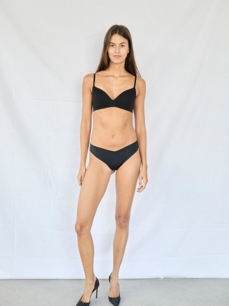 Model Selina 82092