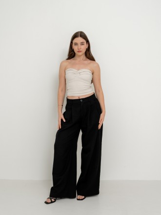 Model Josephine  82452