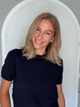 Model Christina 82673