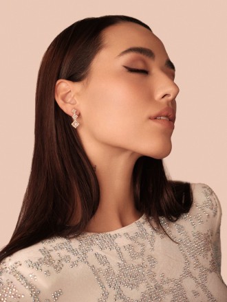 Model Vanessa 83025