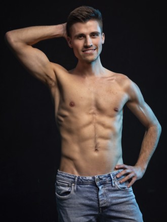 Model Benjamin 83689