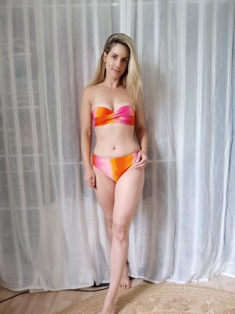 Model Lisa Noelle 84750