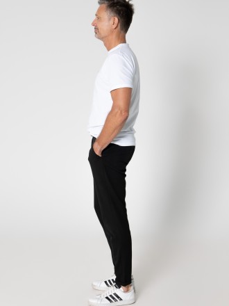 Model Karim 87689