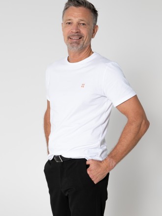 Model Karim 87689