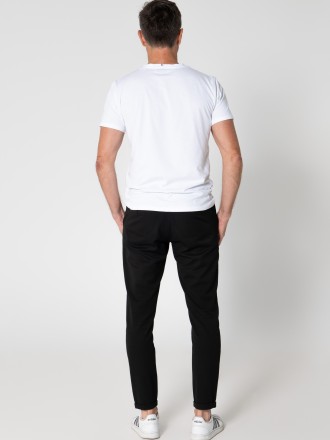 Model Karim 87689