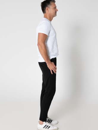 Model Karim 87689