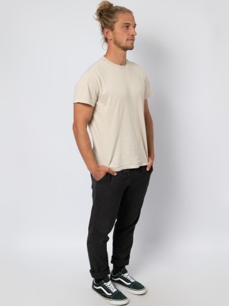 Model Julian 89575