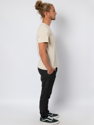 Model Julian 89575