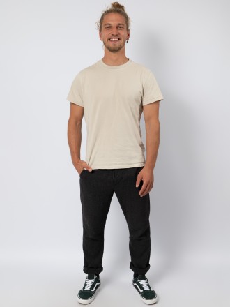 Model Julian 89575