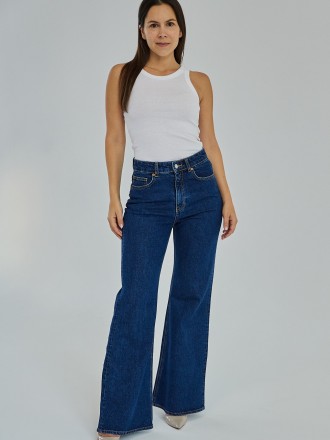 Model Nina Marianne 90215