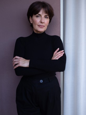 Model Clara 92099