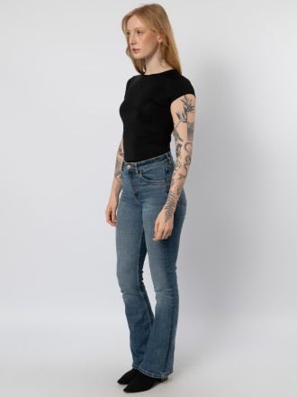 Model Marie-Elén 92580