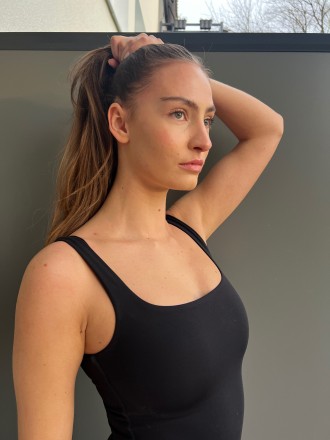 Model Julia 93214