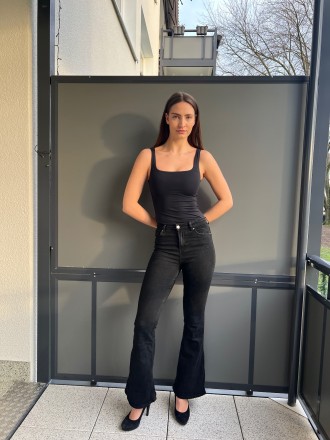 Model Julia 93214