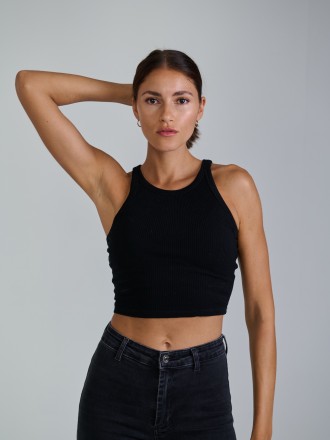 Model Michelle 97049