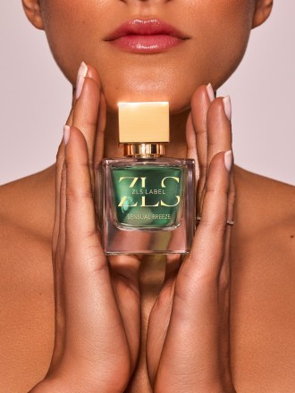 Model Michelle 97049